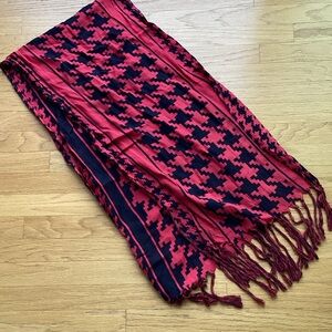 Red and Black Geometric Patterned Scarf